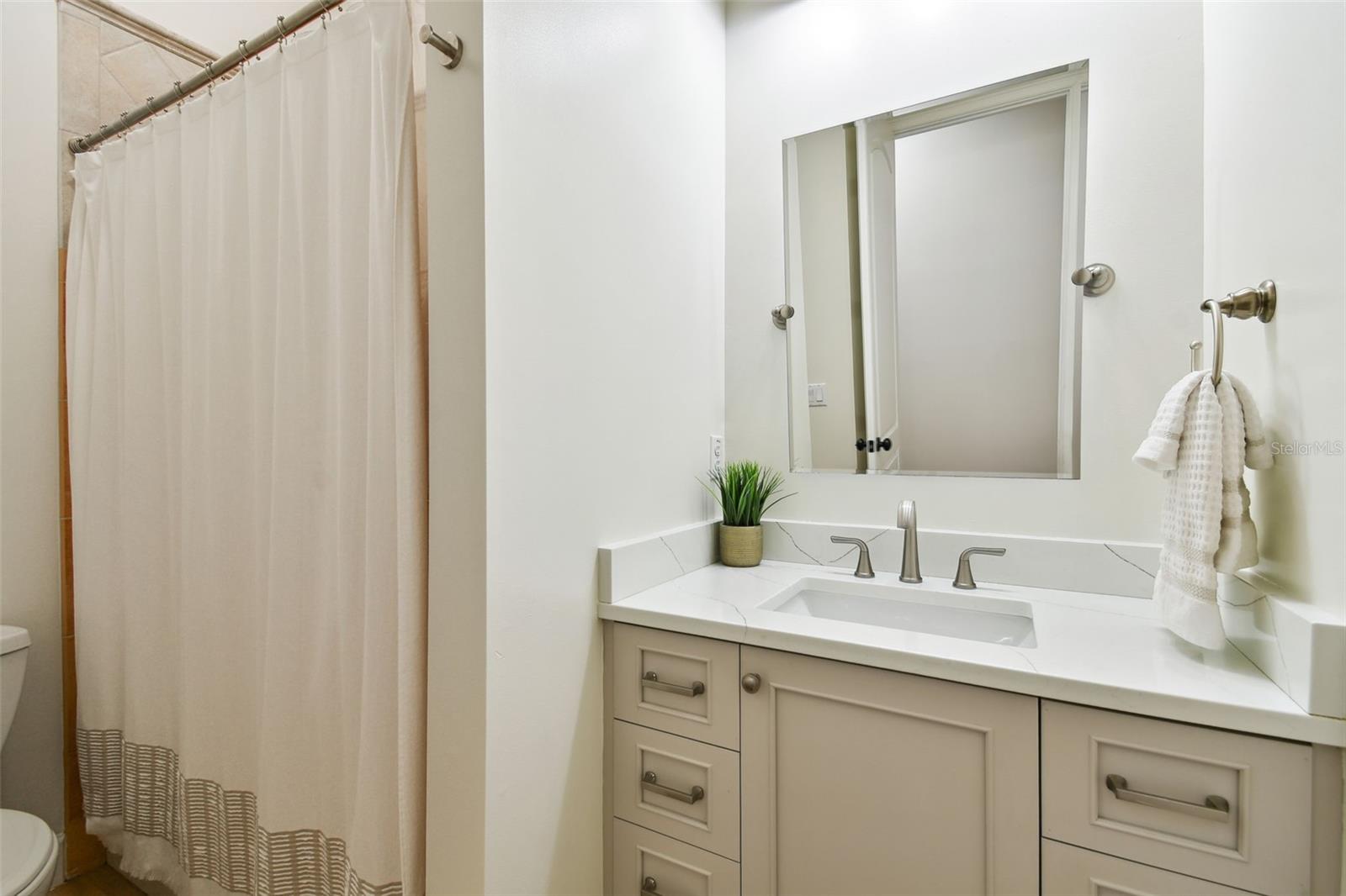 9801 PINE LEAF LN, DADE CITY, FL, 33525