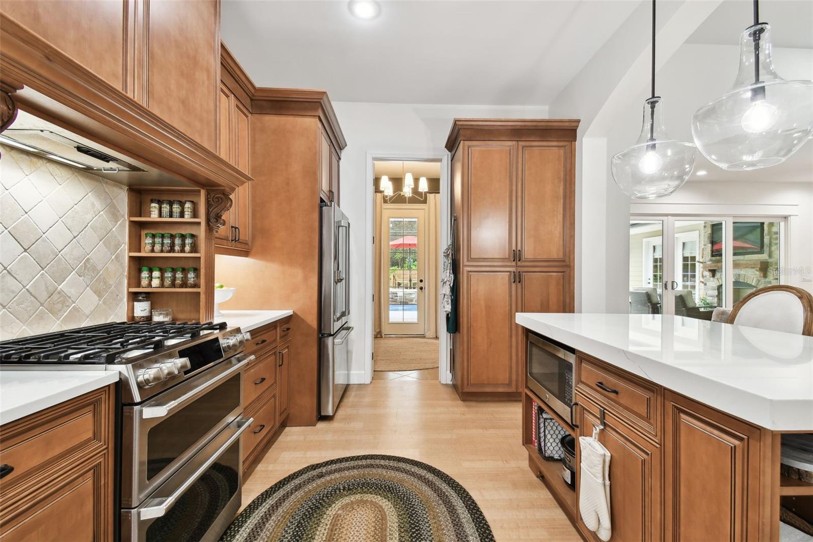 9801 PINE LEAF LN, DADE CITY, FL, 33525