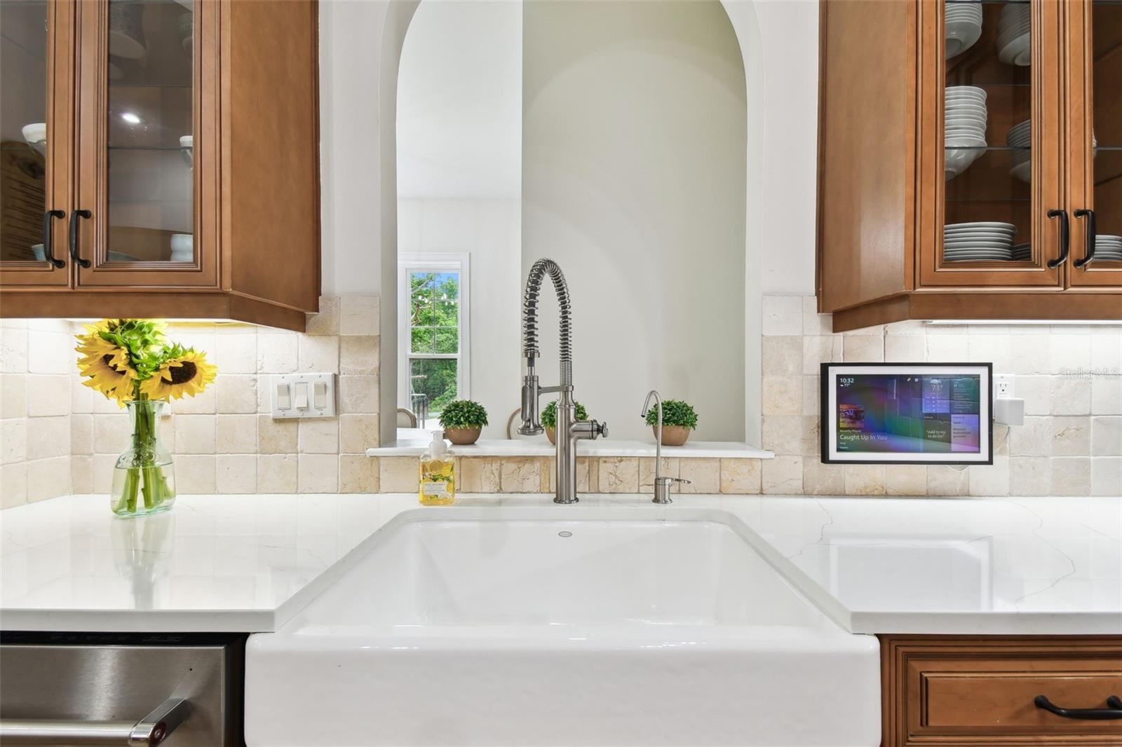 9801 PINE LEAF LN, DADE CITY, FL, 33525