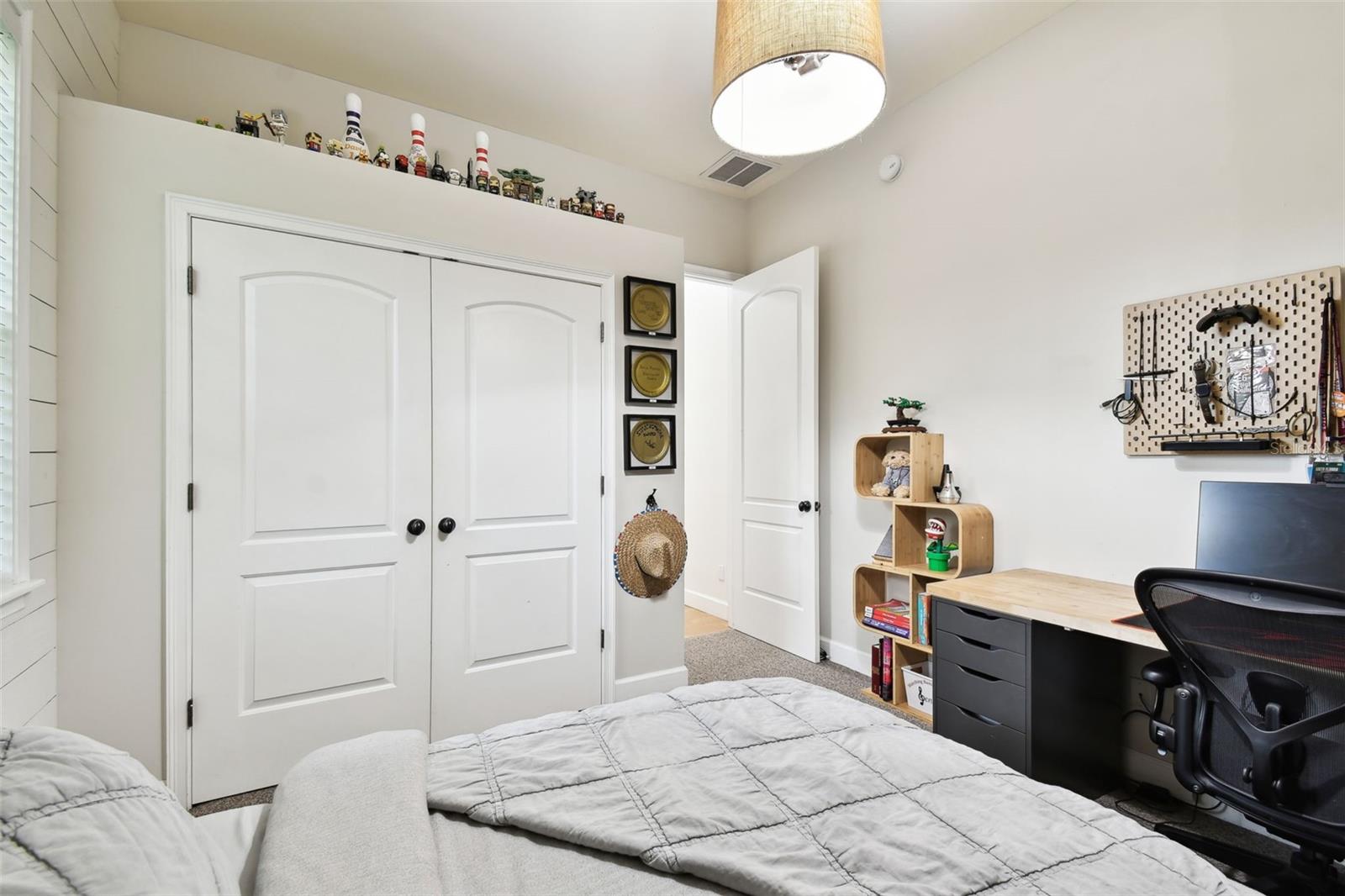 9801 PINE LEAF LN, DADE CITY, FL, 33525