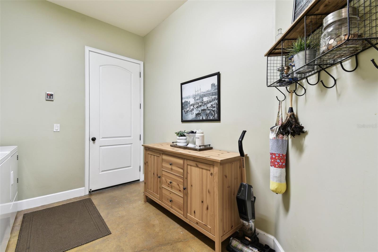 9801 PINE LEAF LN, DADE CITY, FL, 33525