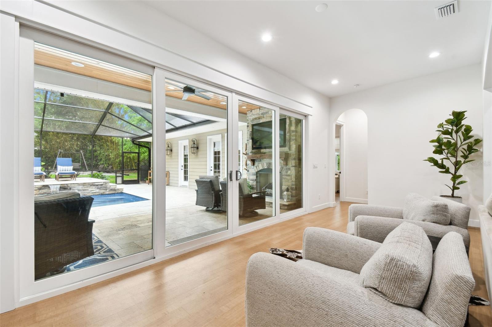 9801 PINE LEAF LN, DADE CITY, FL, 33525