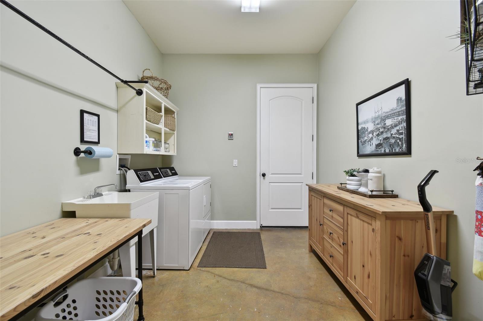 9801 PINE LEAF LN, DADE CITY, FL, 33525