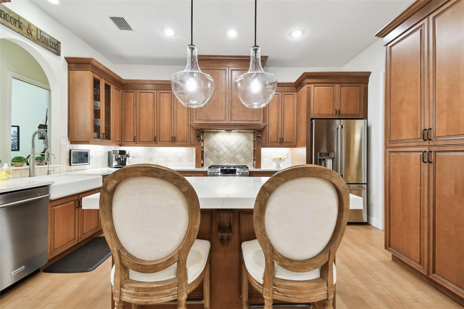 9801 PINE LEAF LN, DADE CITY, FL, 33525