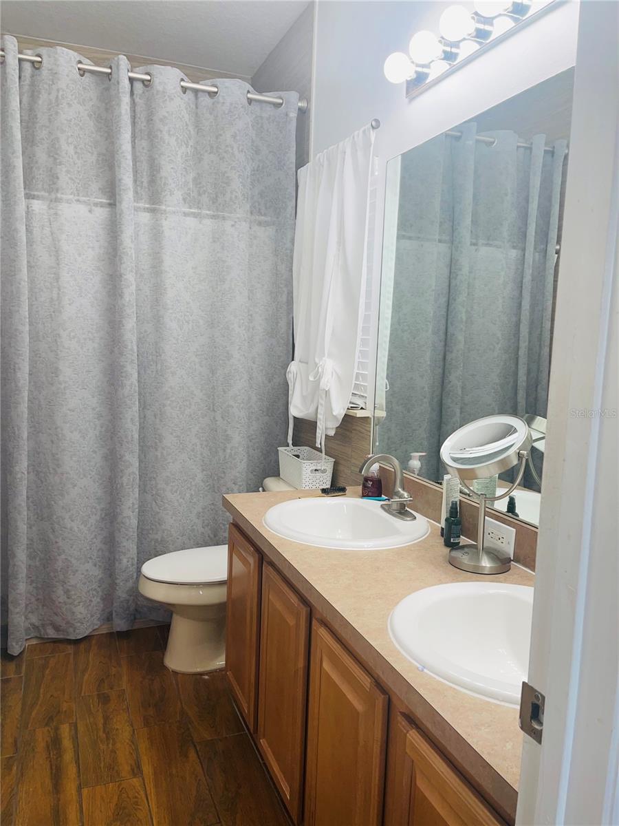 2003 MEADOW POND WAY, ORLANDO, FL, 32824