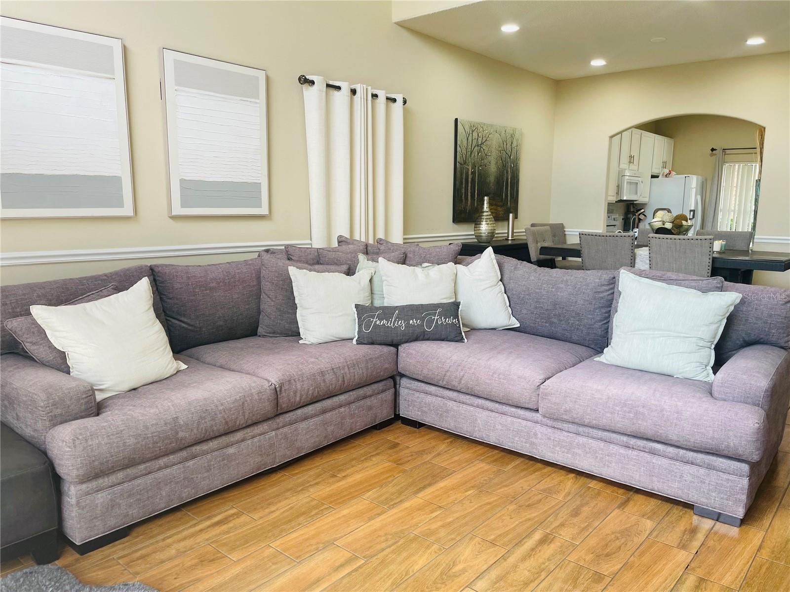 2003 MEADOW POND WAY, ORLANDO, FL, 32824