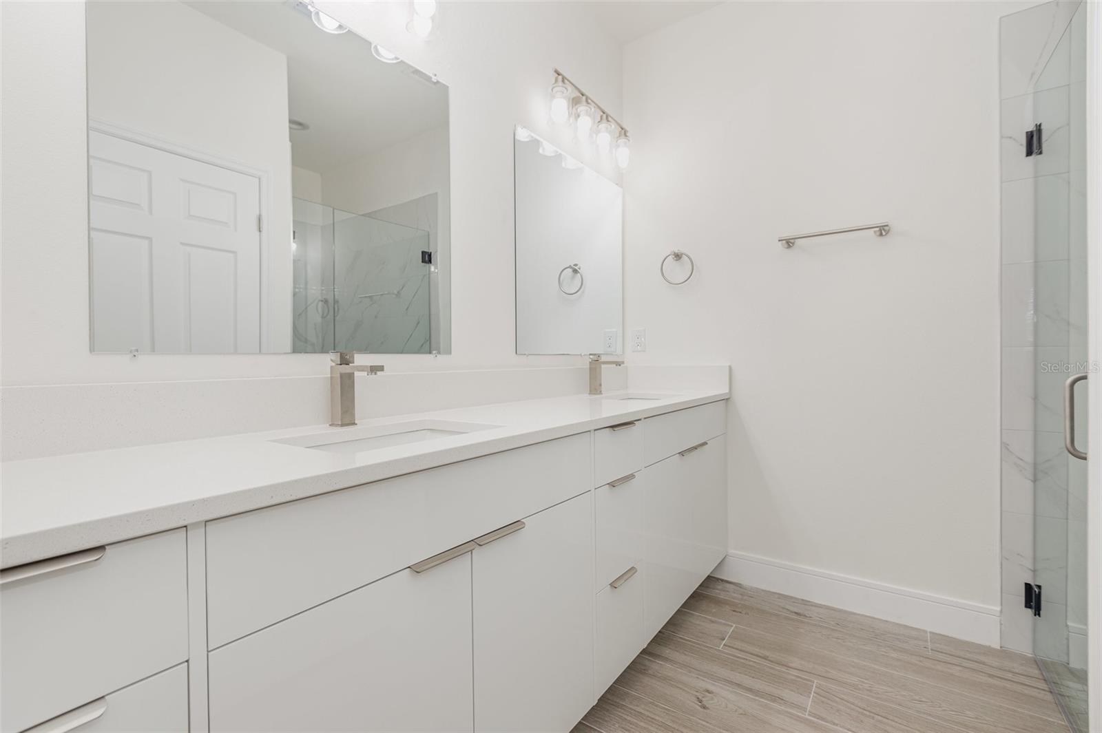 15833 ALDAMA CIR, PORT CHARLOTTE, FL, 33981