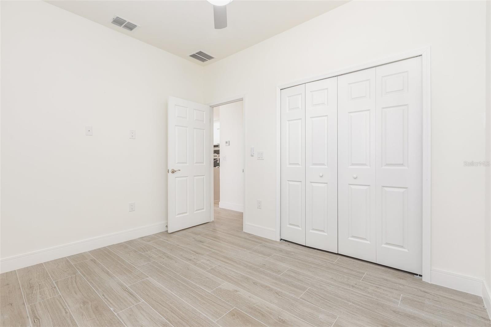 15833 ALDAMA CIR, PORT CHARLOTTE, FL, 33981