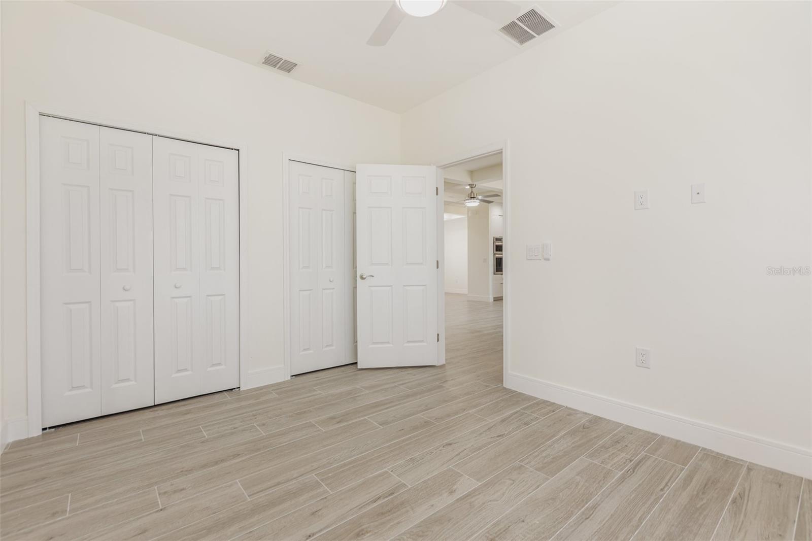 15833 ALDAMA CIR, PORT CHARLOTTE, FL, 33981