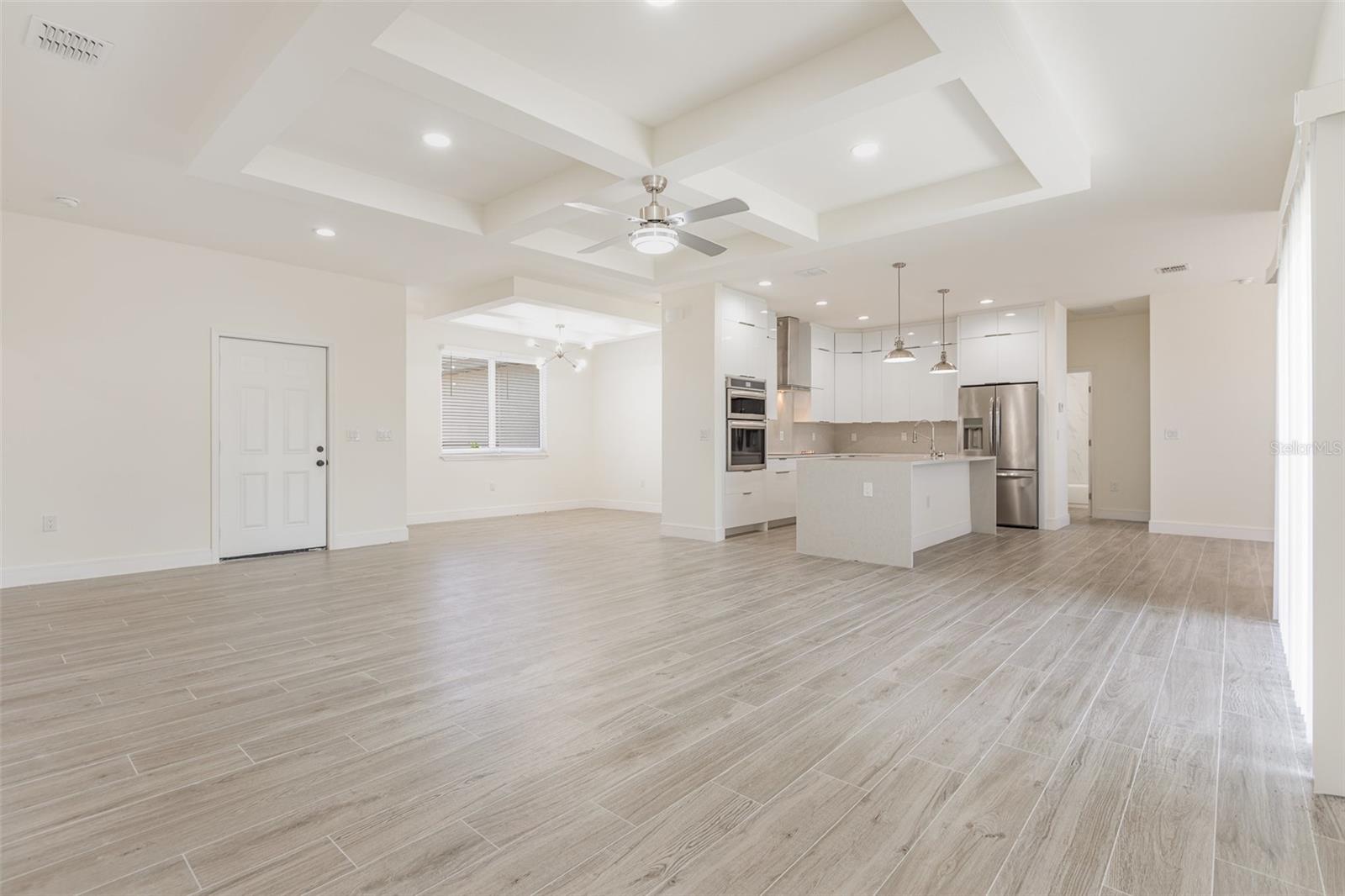 15833 ALDAMA CIR, PORT CHARLOTTE, FL, 33981