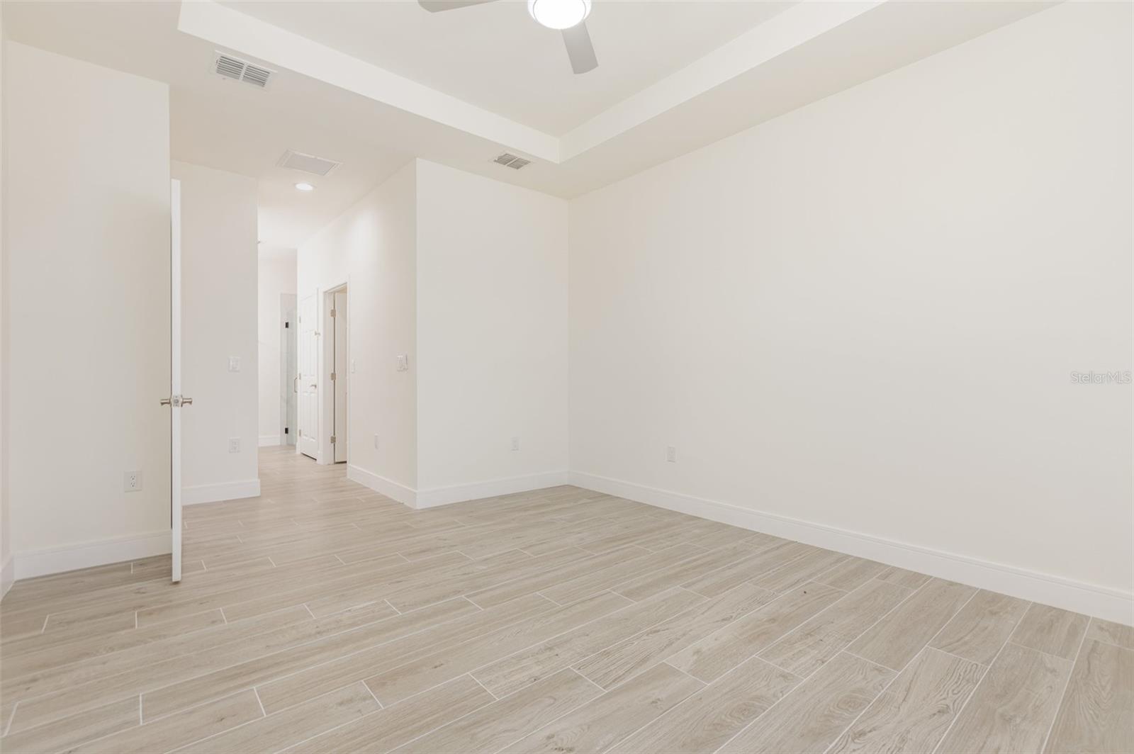 15761 ALDAMA CIR, PORT CHARLOTTE, FL, 33981