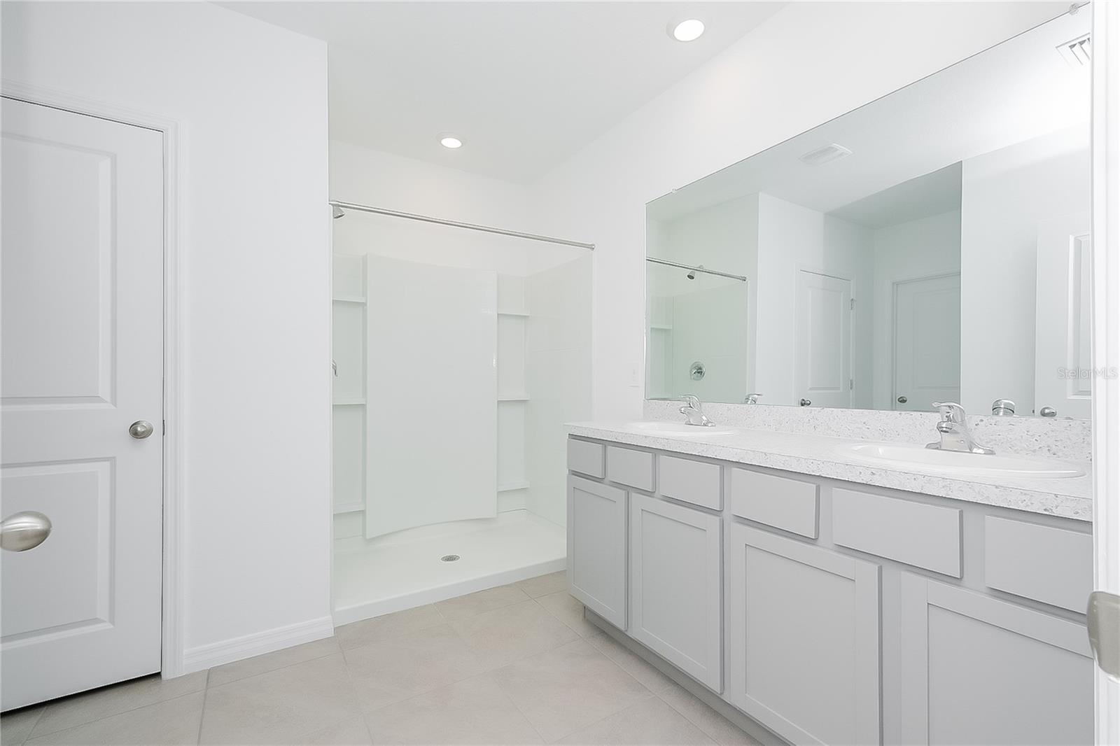 17235 RESERVA DR, BRADENTON, FL, 34211