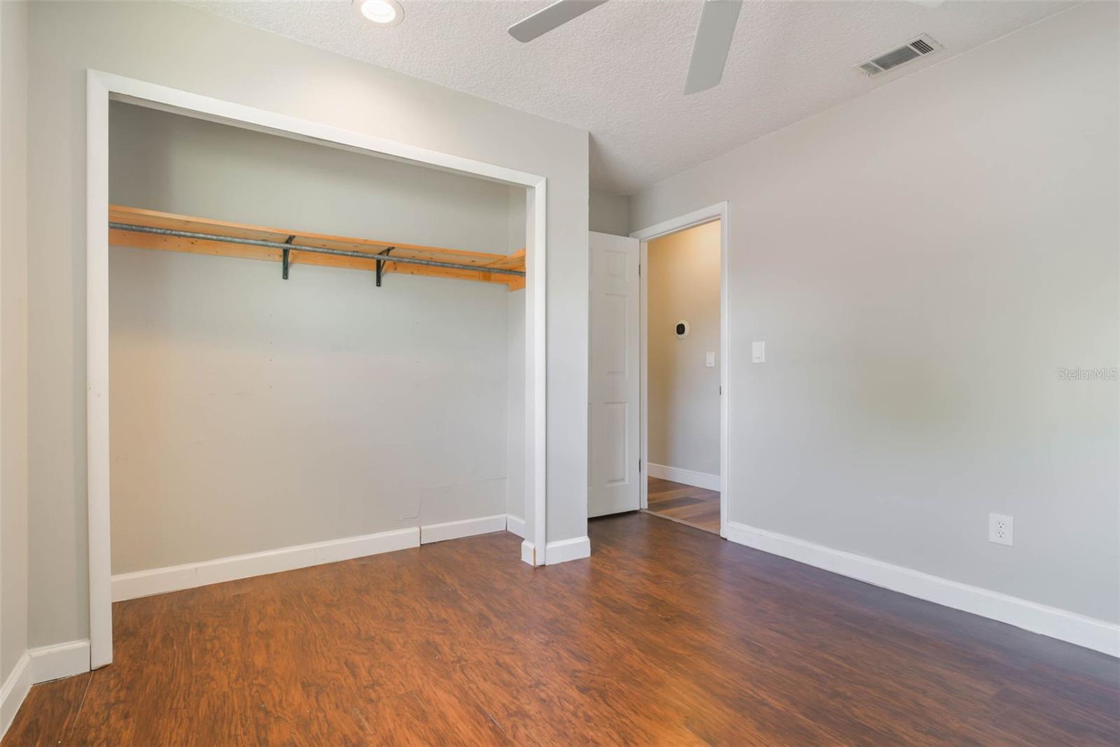 725 LAUREL WAY, CASSELBERRY, FL, 32707