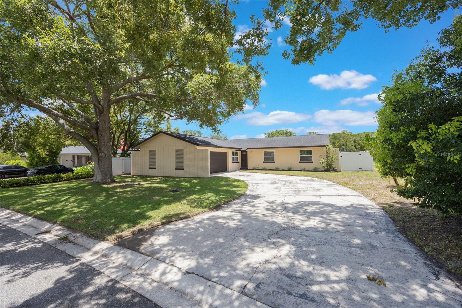 725 LAUREL WAY, CASSELBERRY, FL, 32707