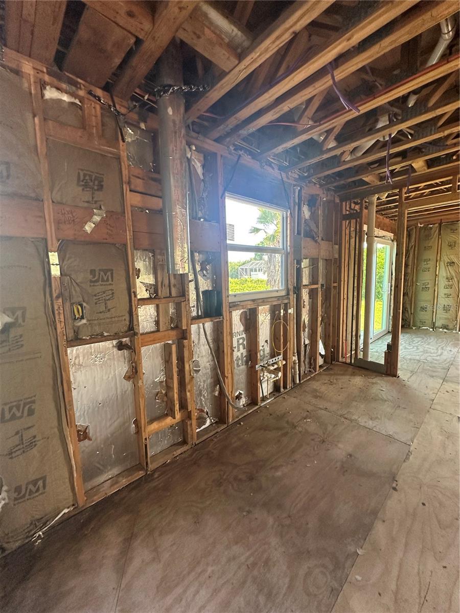 6565 WHISPERING PINE LN, GRANT VALKARIA, FL, 32949