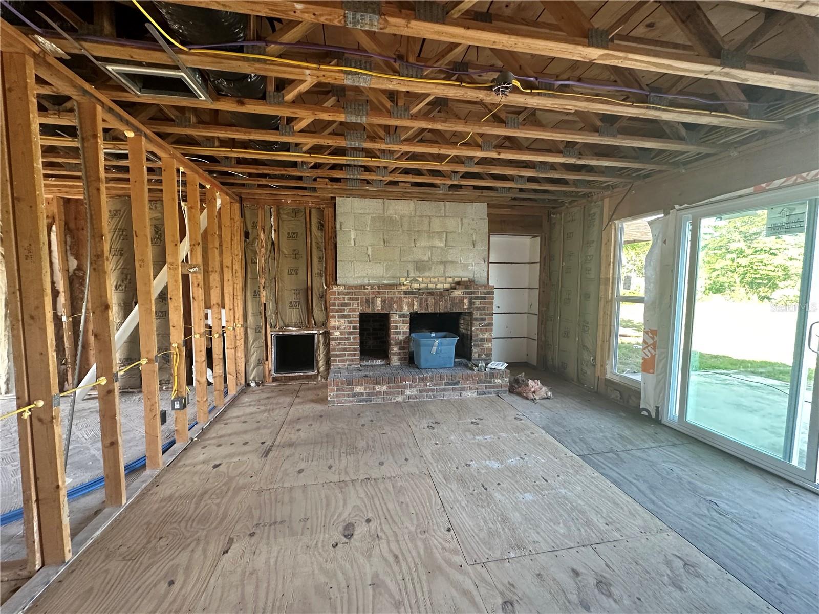 6565 WHISPERING PINE LN, GRANT VALKARIA, FL, 32949