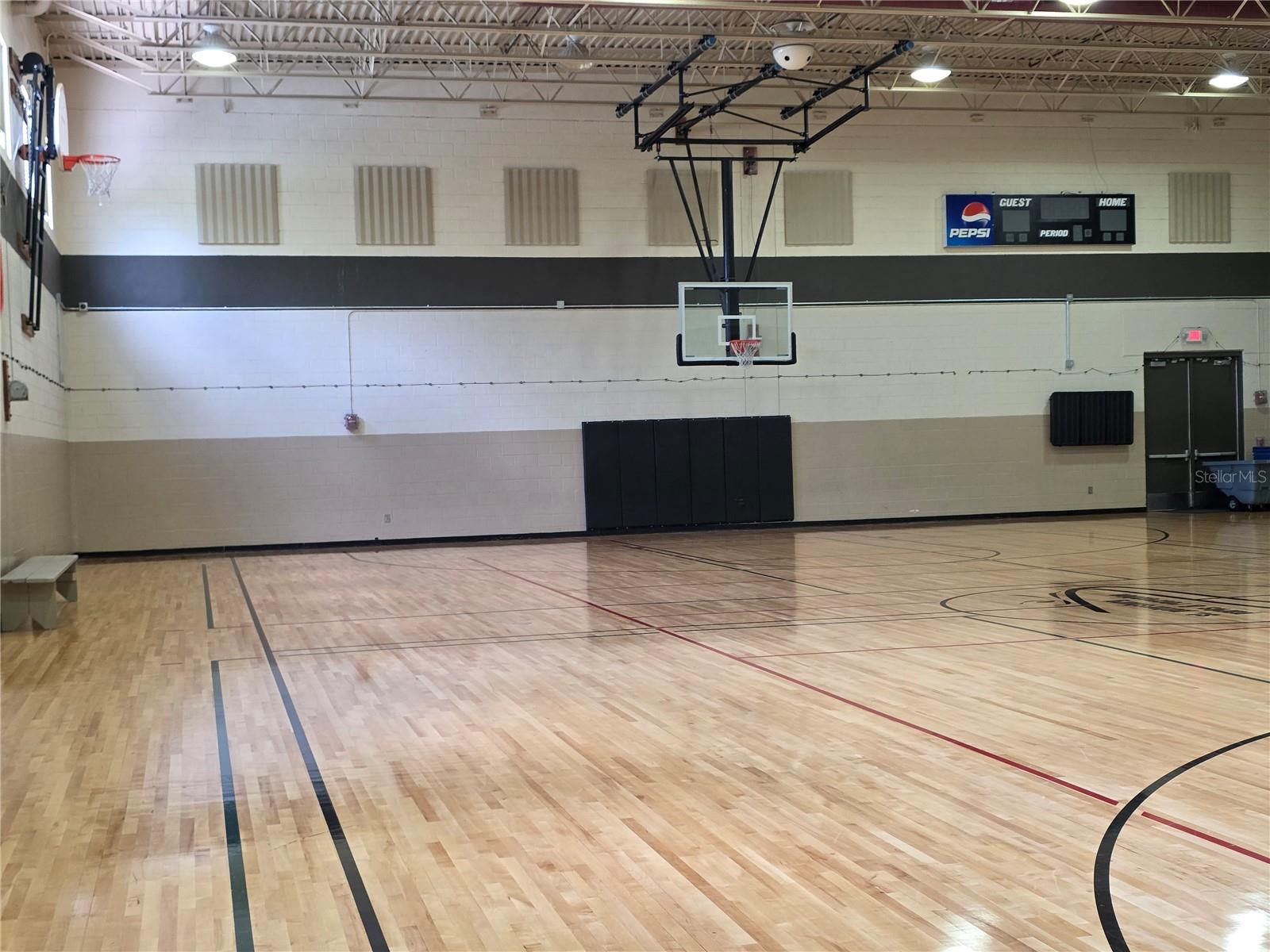 754 71ST AVE N, ST PETERSBURG, FL, 33702