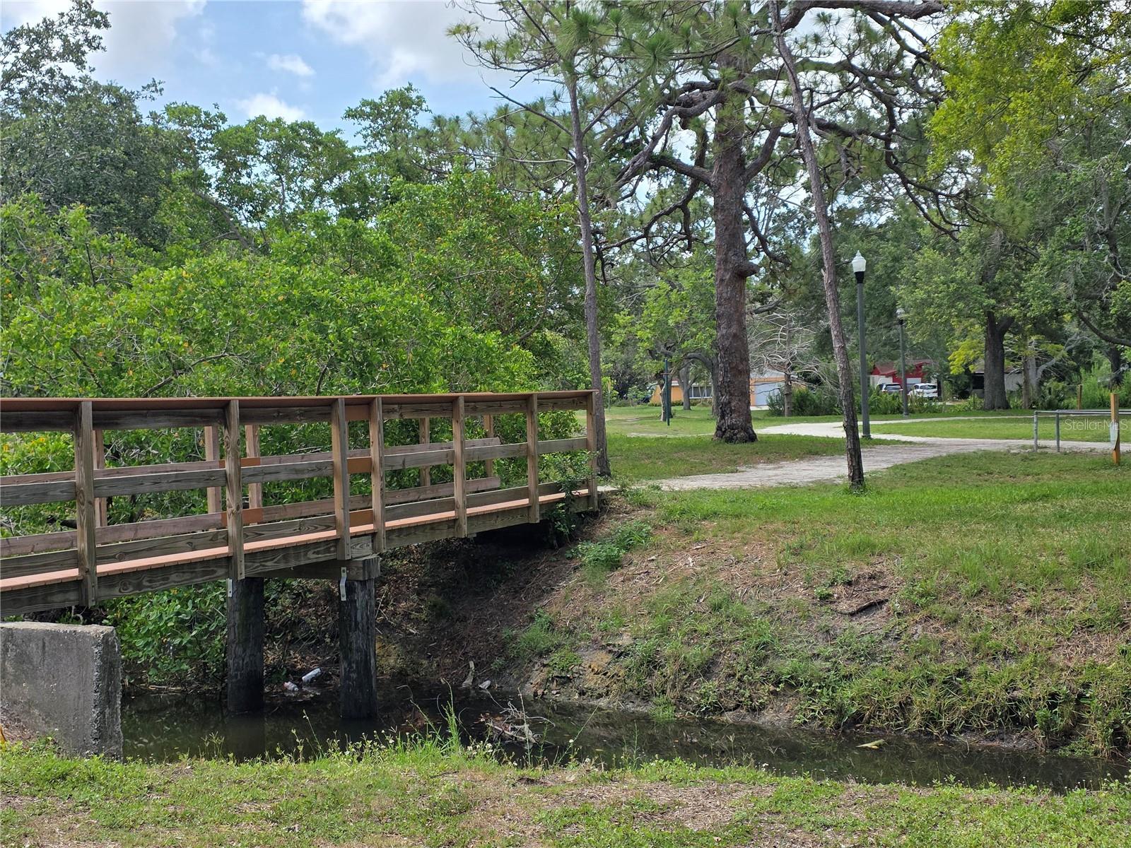 754 71ST AVE N, ST PETERSBURG, FL, 33702