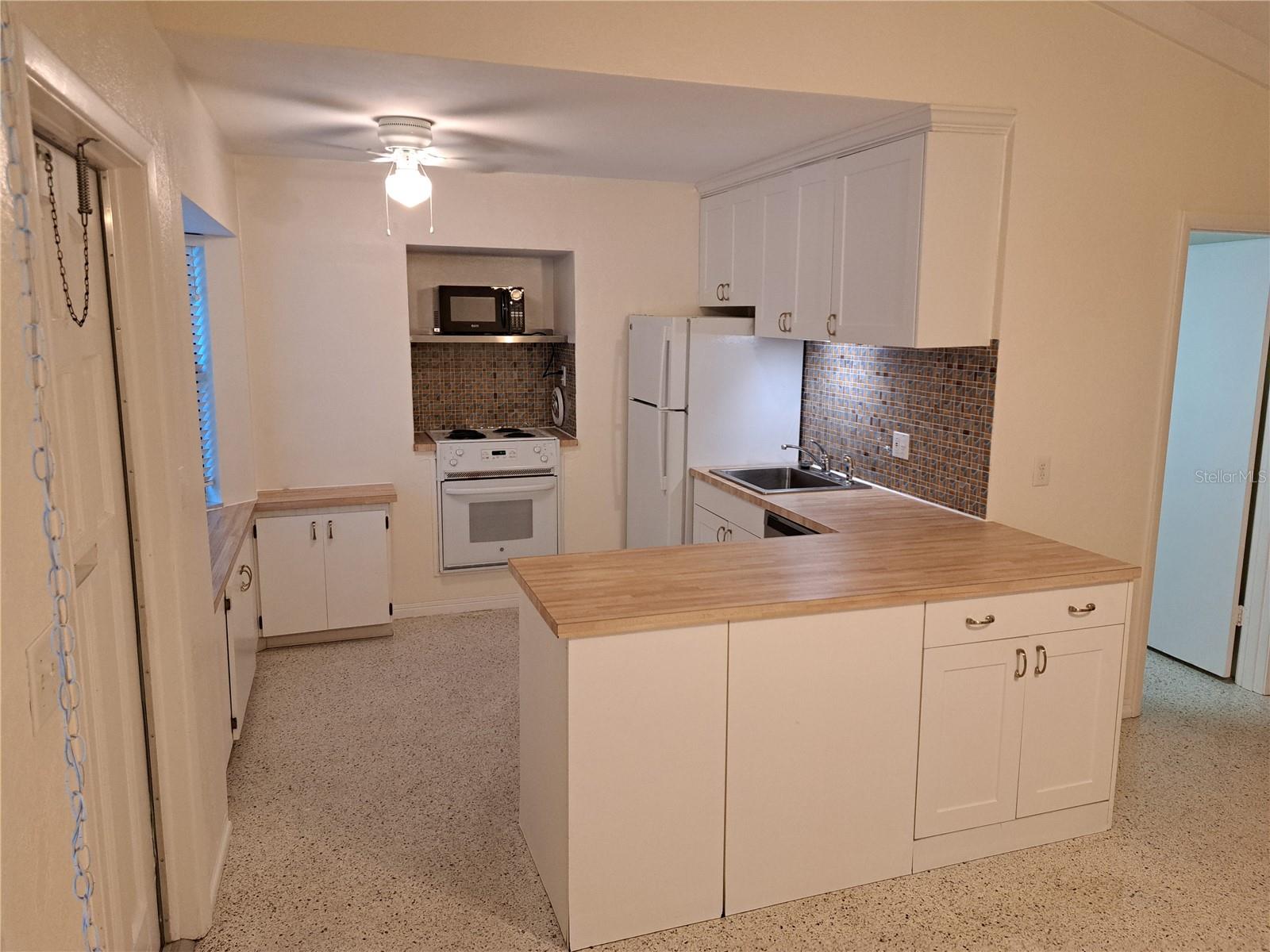 754 71ST AVE N, ST PETERSBURG, FL, 33702