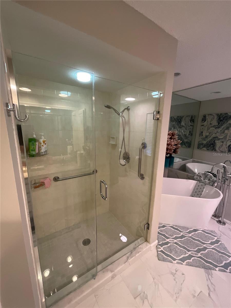 1702 KILRUSS DR, VENICE, FL, 34292