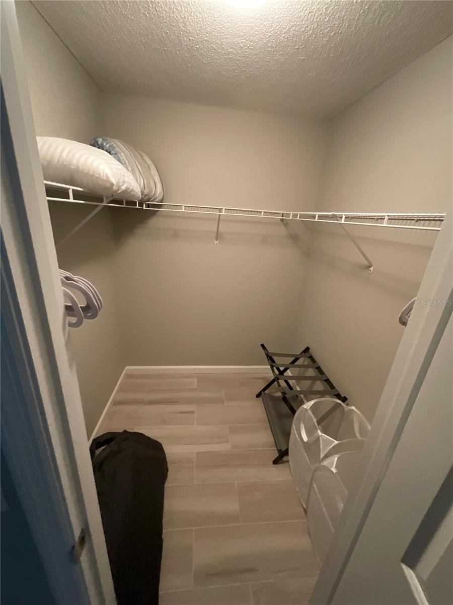 1702 KILRUSS DR, VENICE, FL, 34292