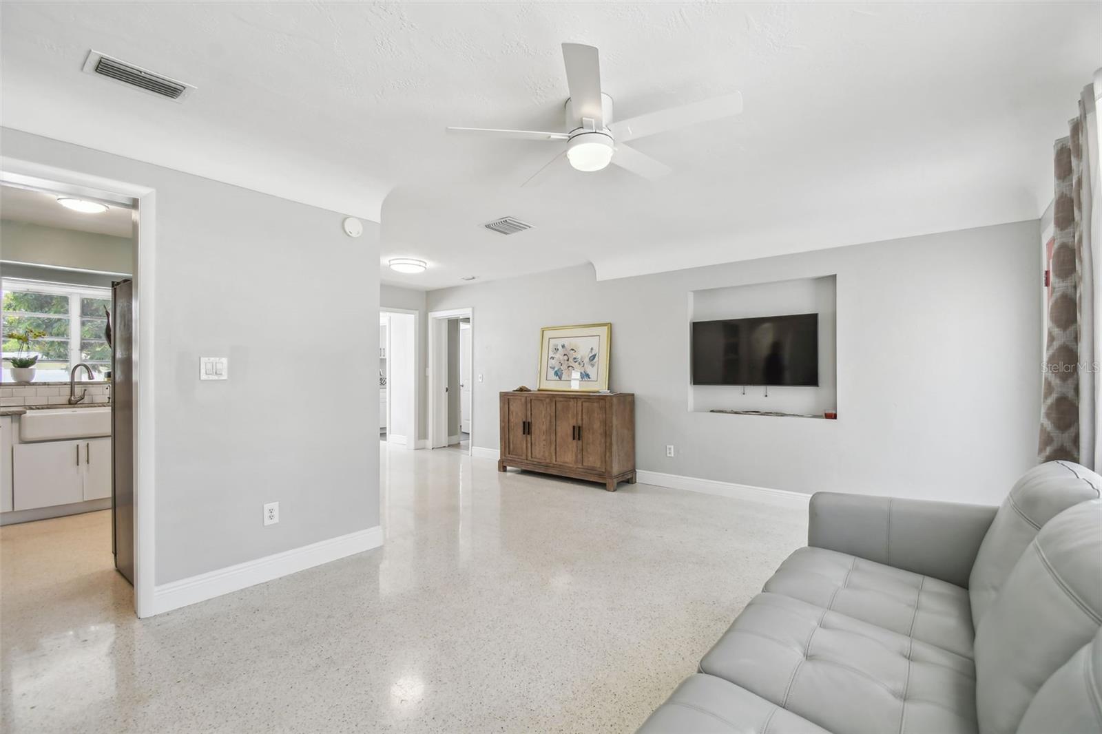 827 VIRGINIA ST, DUNEDIN, FL, 34698