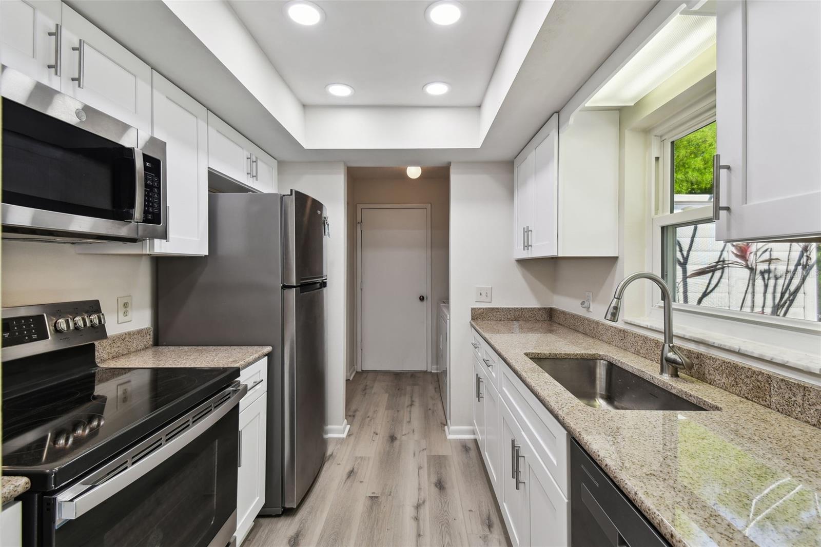 8846 HUNTER DR, NEW PORT RICHEY, FL, 34653