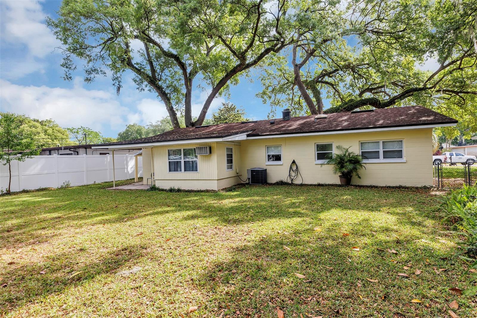 112 E COLEMAN CIR, SANFORD, FL, 32773