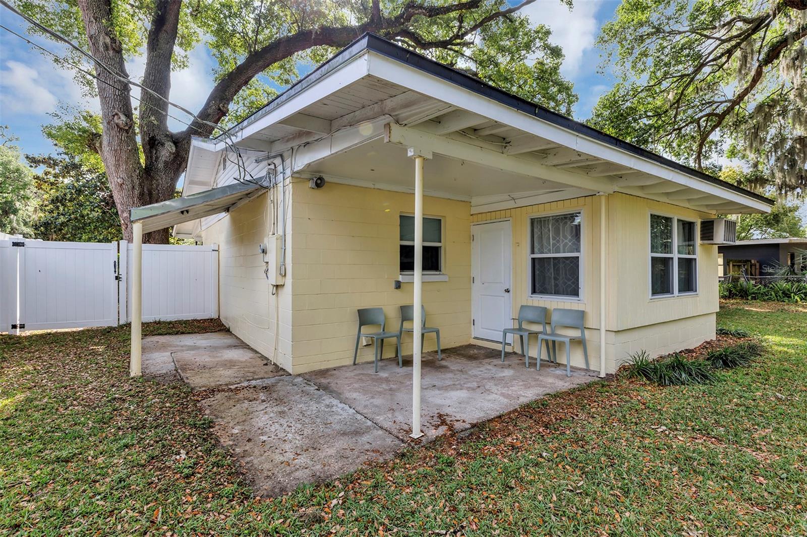 112 E COLEMAN CIR, SANFORD, FL, 32773