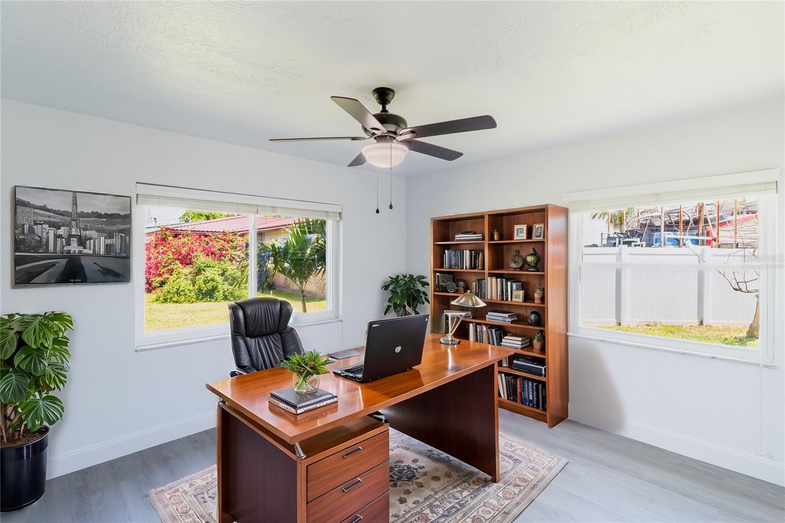 5101 VINSON DR, TAMPA, FL, 33610