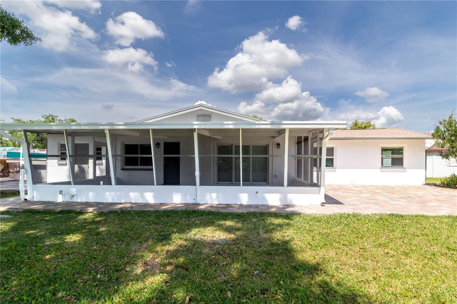 5101 VINSON DR, TAMPA, FL, 33610