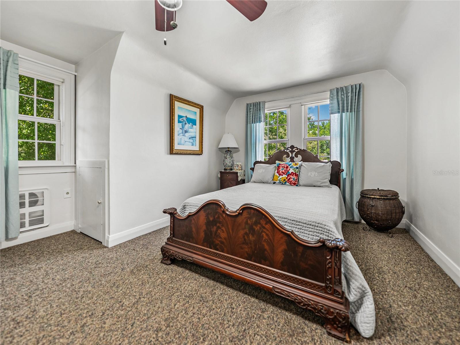 125 E GRAHAM PARK DR, HAINES CITY, FL, 33844