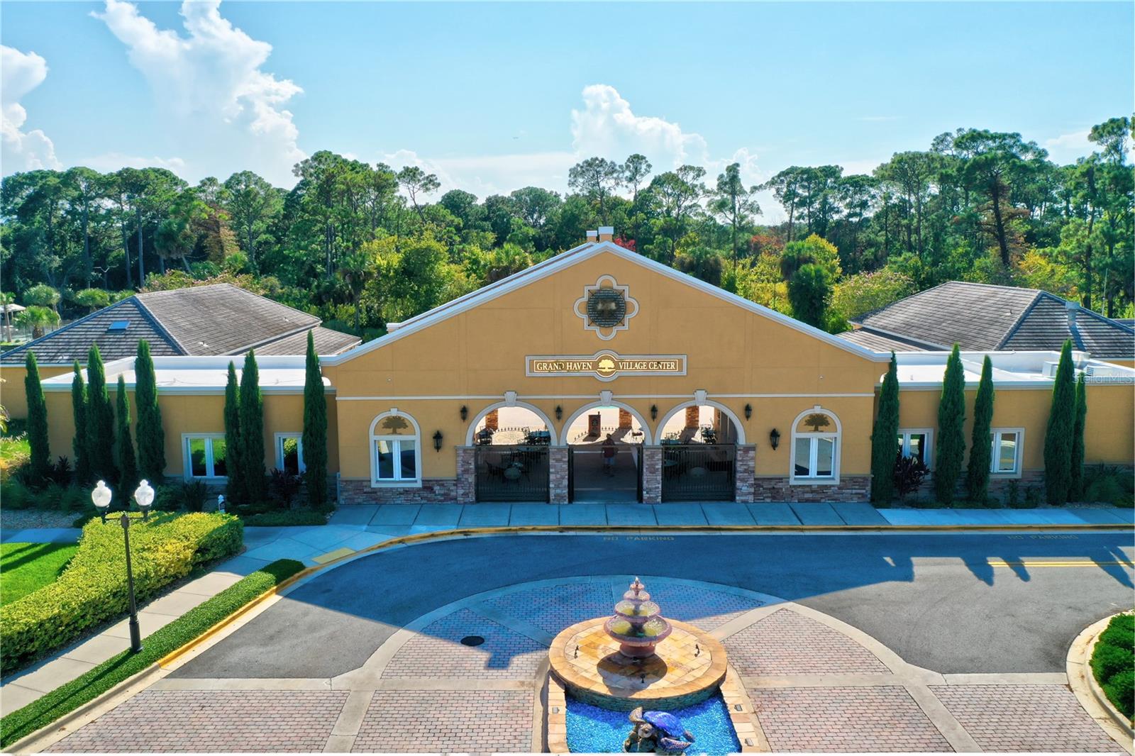 1 SAILFISH DR, PALM COAST, FL, 32137