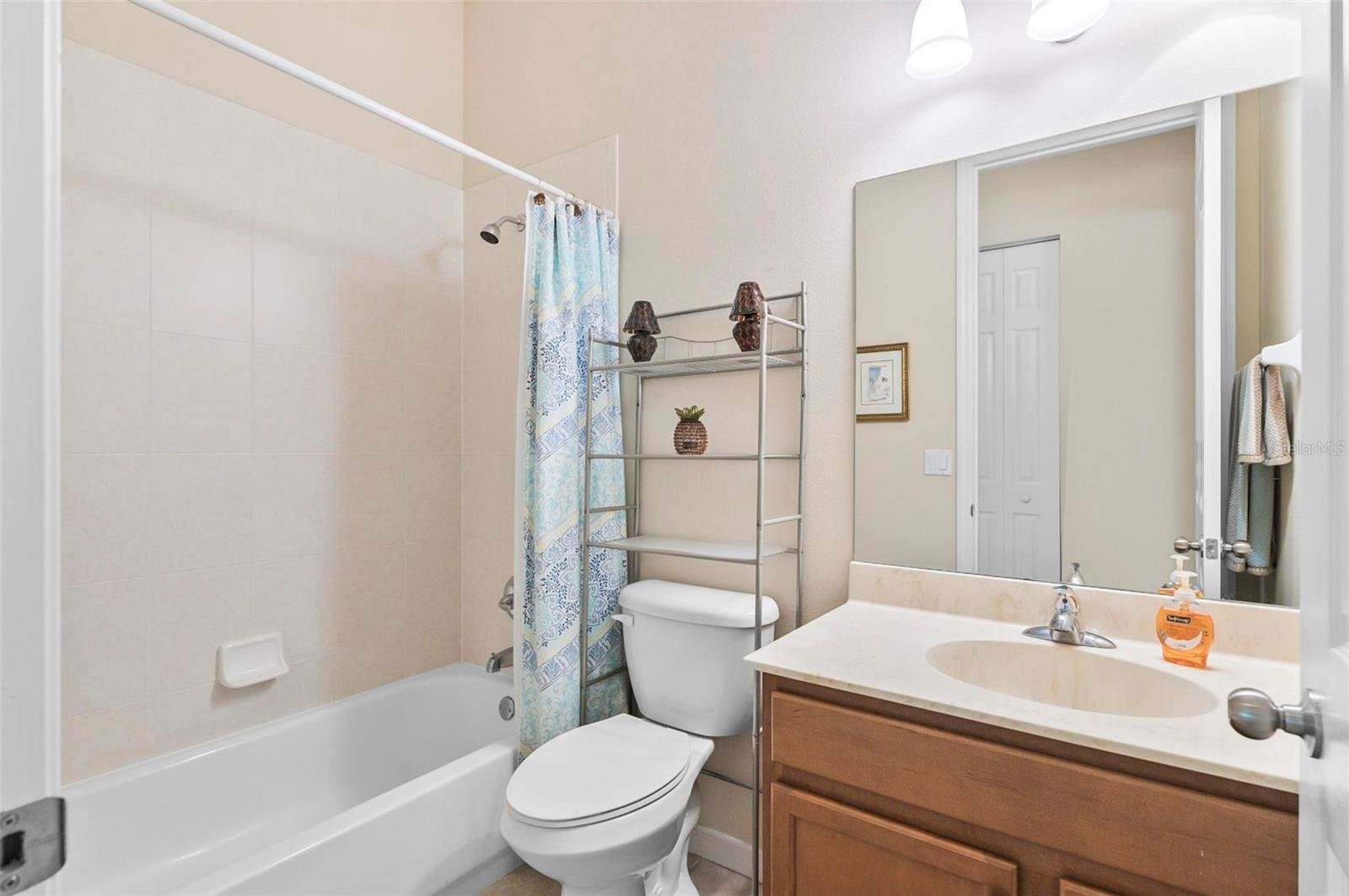 1 SAILFISH DR, PALM COAST, FL, 32137