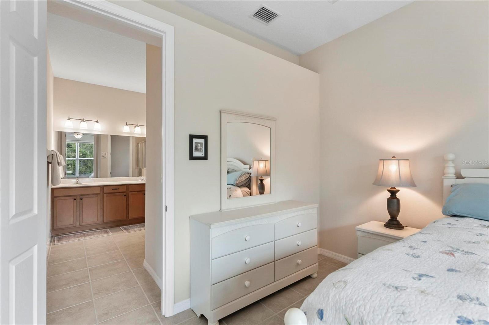 1 SAILFISH DR, PALM COAST, FL, 32137