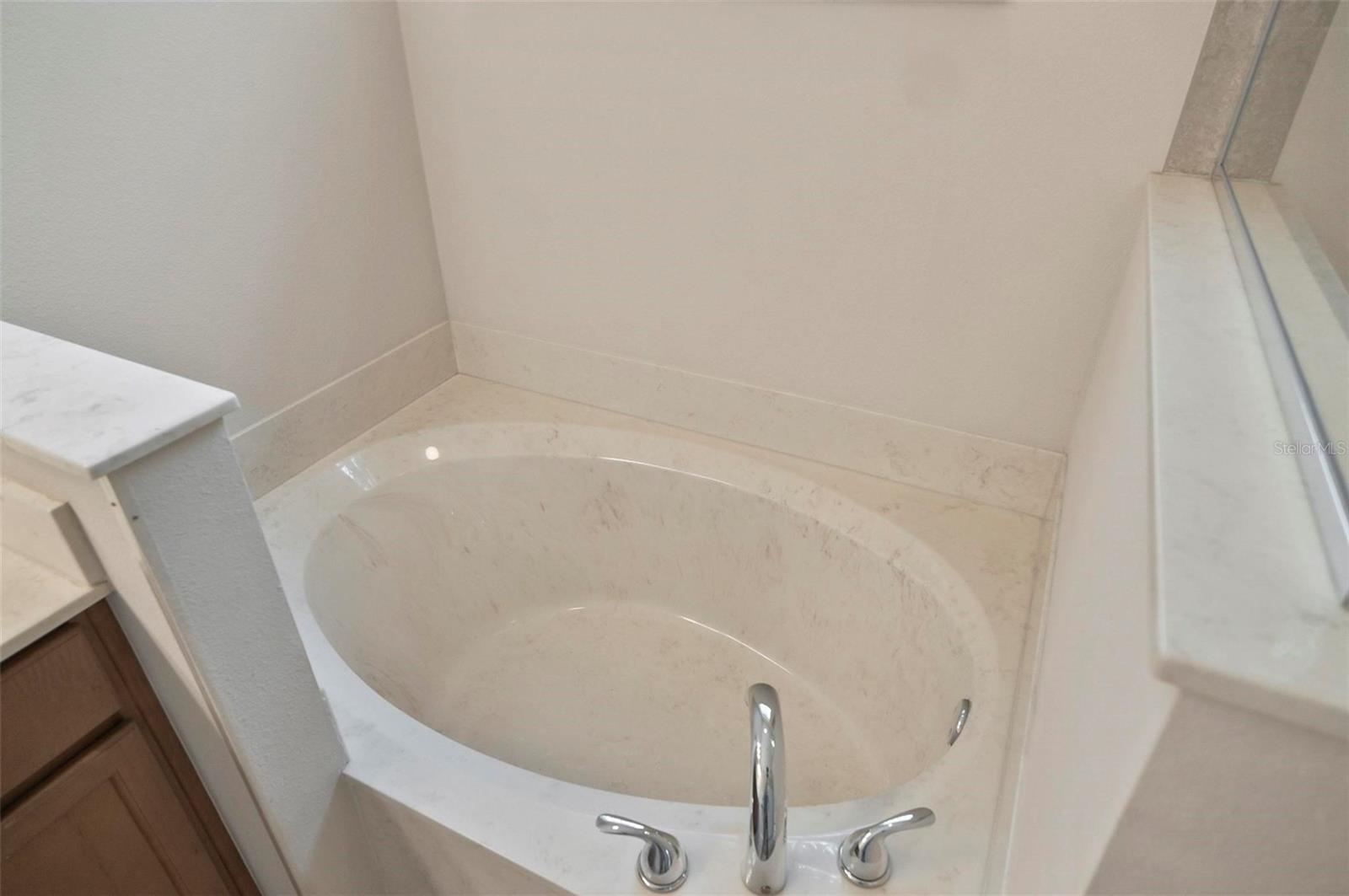 1 SAILFISH DR, PALM COAST, FL, 32137