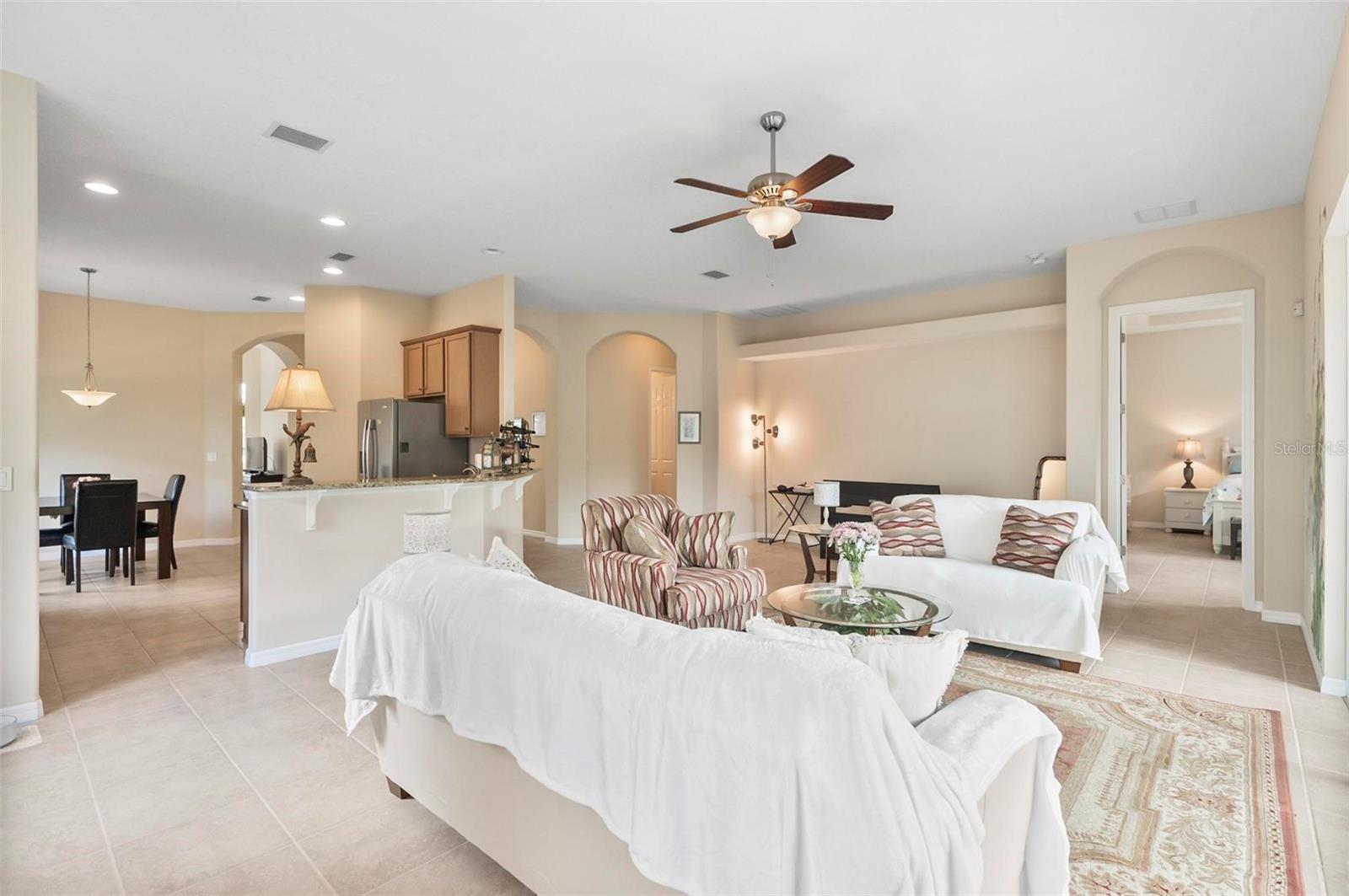 1 SAILFISH DR, PALM COAST, FL, 32137