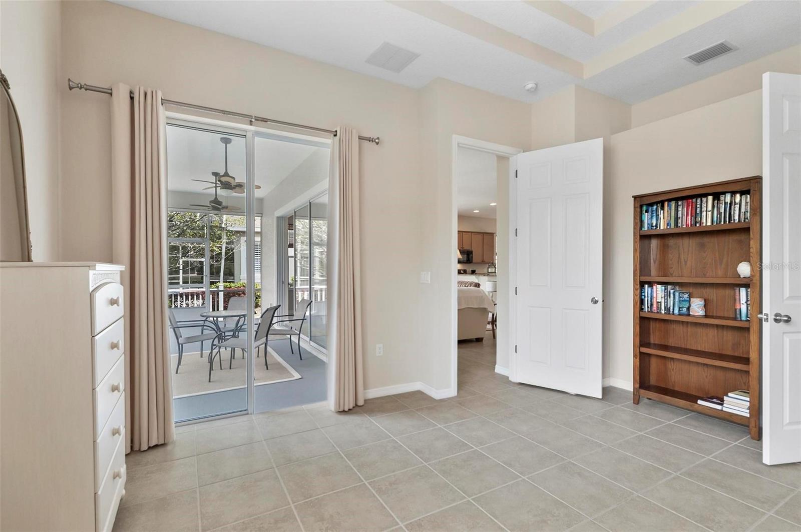 1 SAILFISH DR, PALM COAST, FL, 32137