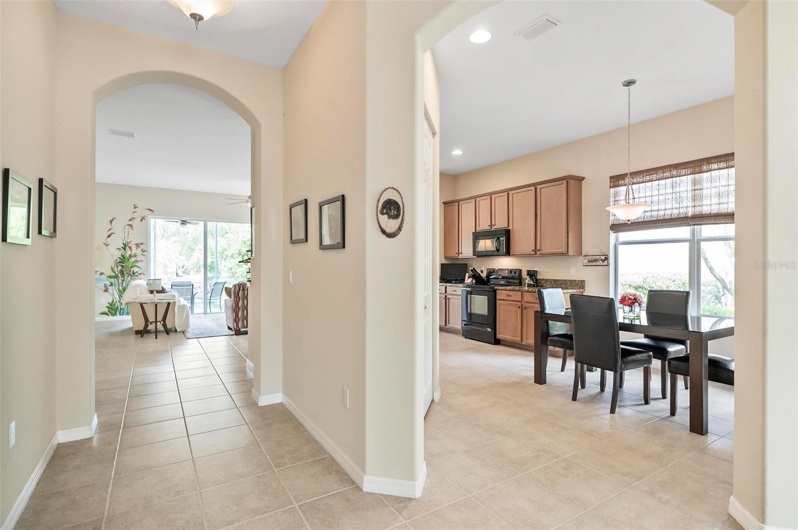 1 SAILFISH DR, PALM COAST, FL, 32137