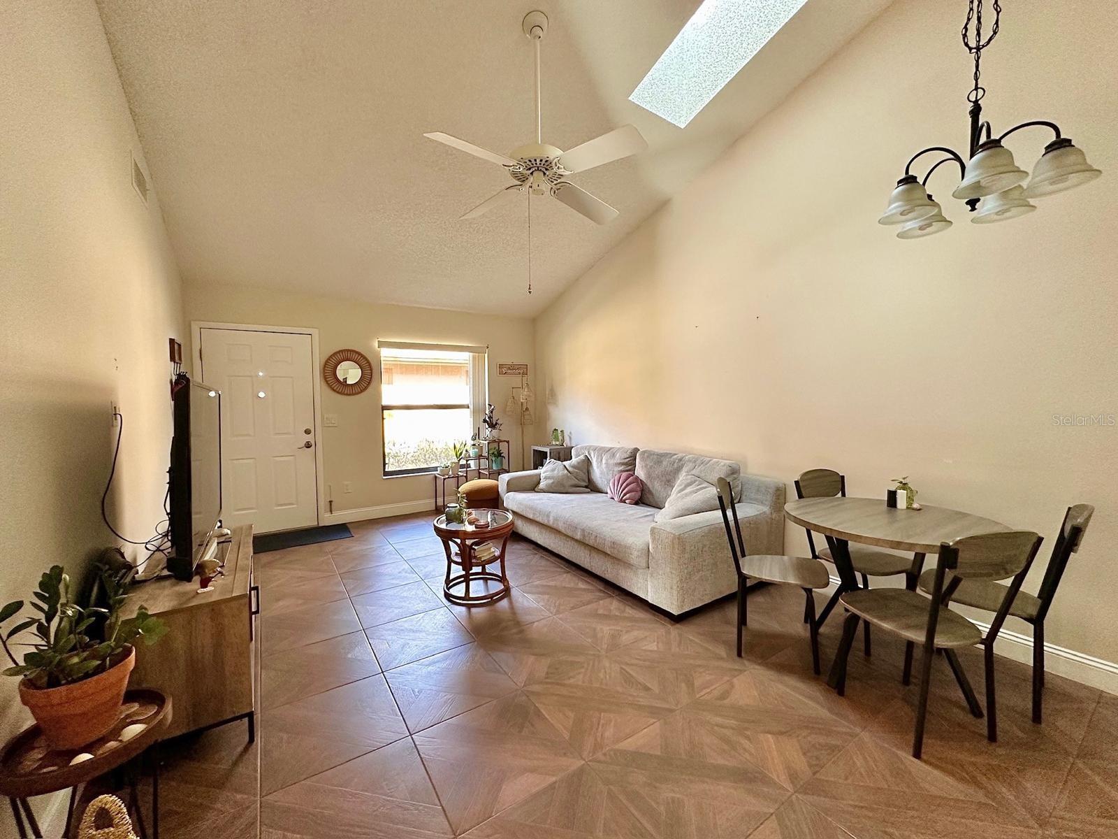 318 DOUGLAS WAY #87, WINTER GARDEN, FL, 34787