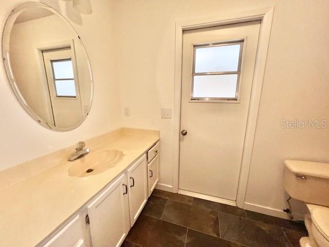 32 SANFORD AVE, DEBARY, FL, 32713