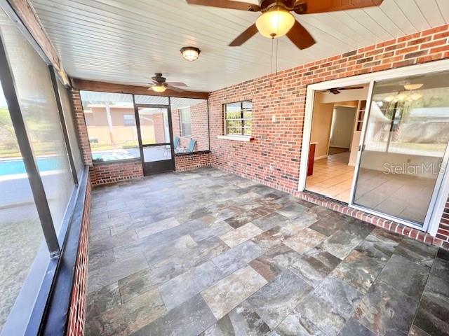 32 SANFORD AVE, DEBARY, FL, 32713