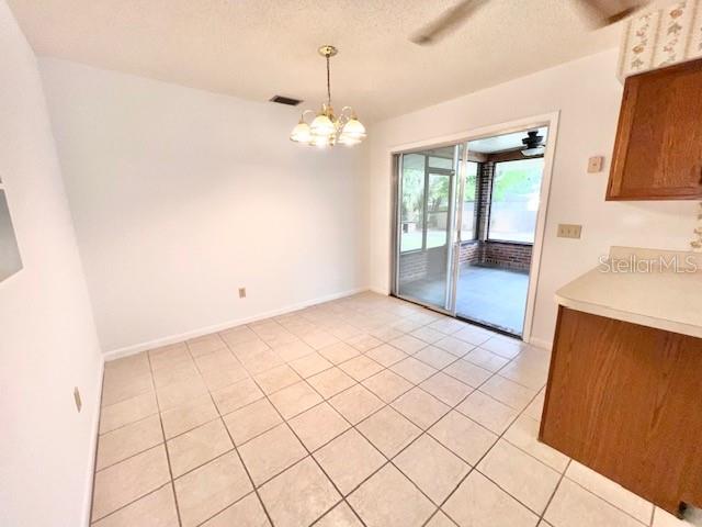 32 SANFORD AVE, DEBARY, FL, 32713