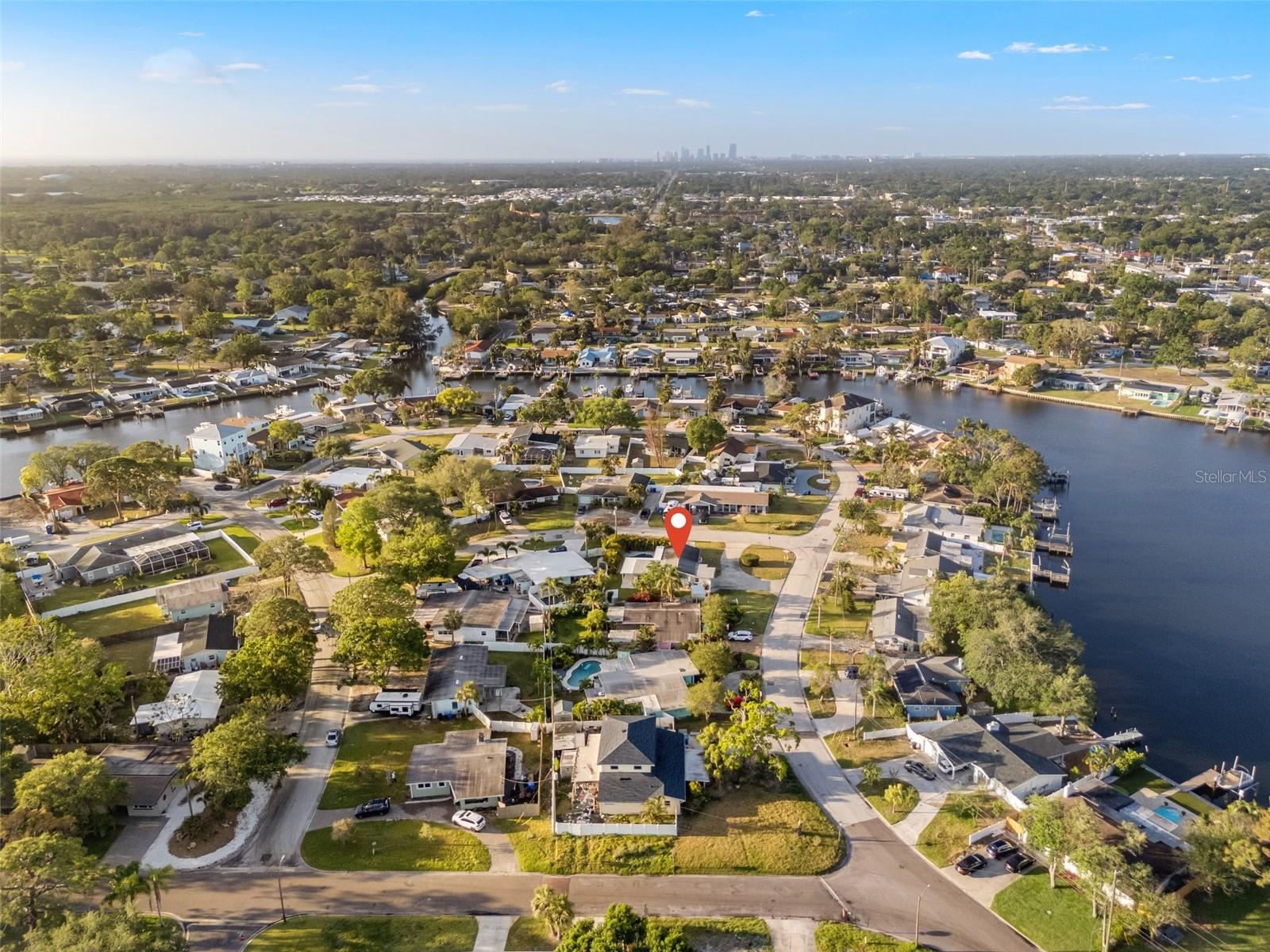8801 SUNLIT COVE DR NE, ST PETERSBURG, FL, 33702