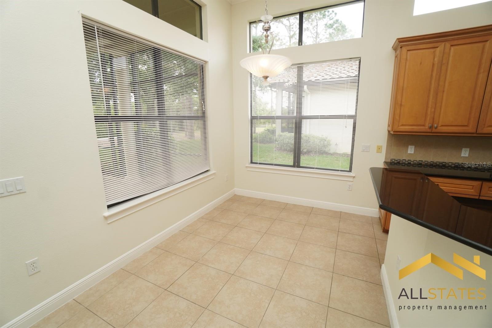 9404 SAN JOSE BLVD, HOWEY IN THE HILLS, FL, 34737