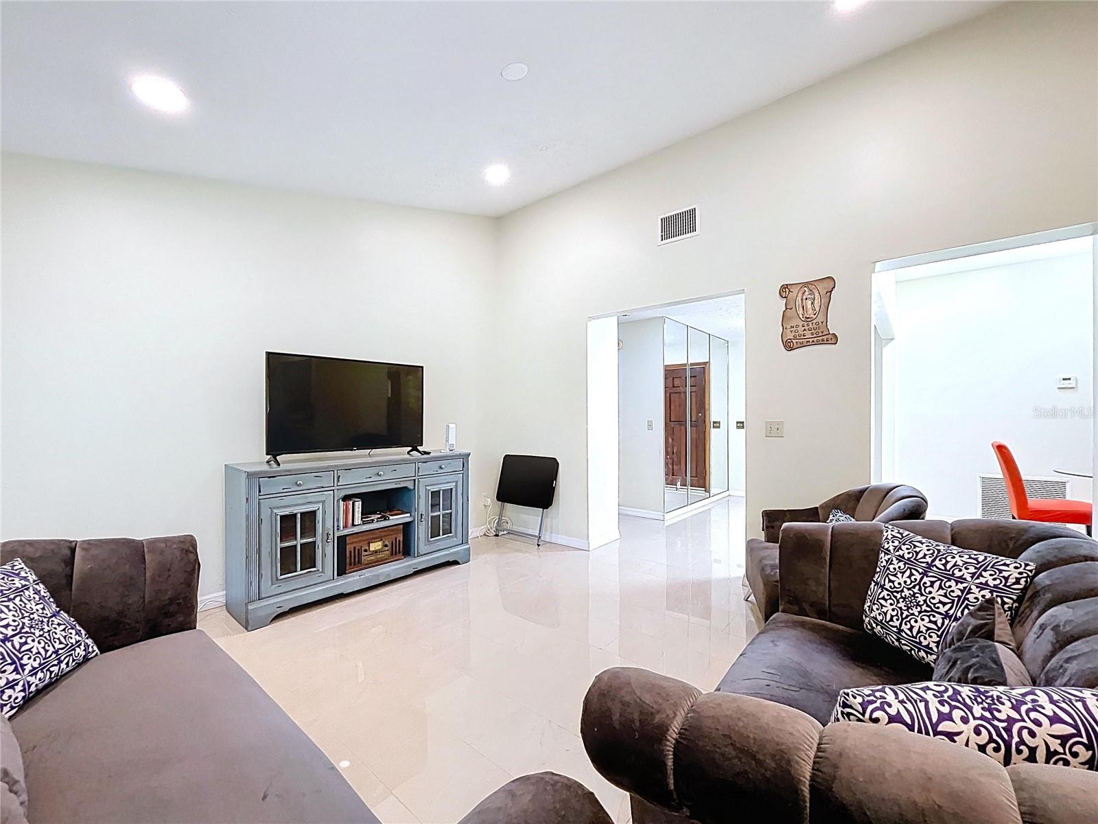 4601 AUTUMNWIND CT, TAMPA, FL, 33624