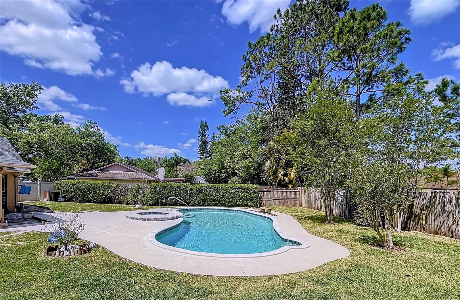 4601 AUTUMNWIND CT, TAMPA, FL, 33624