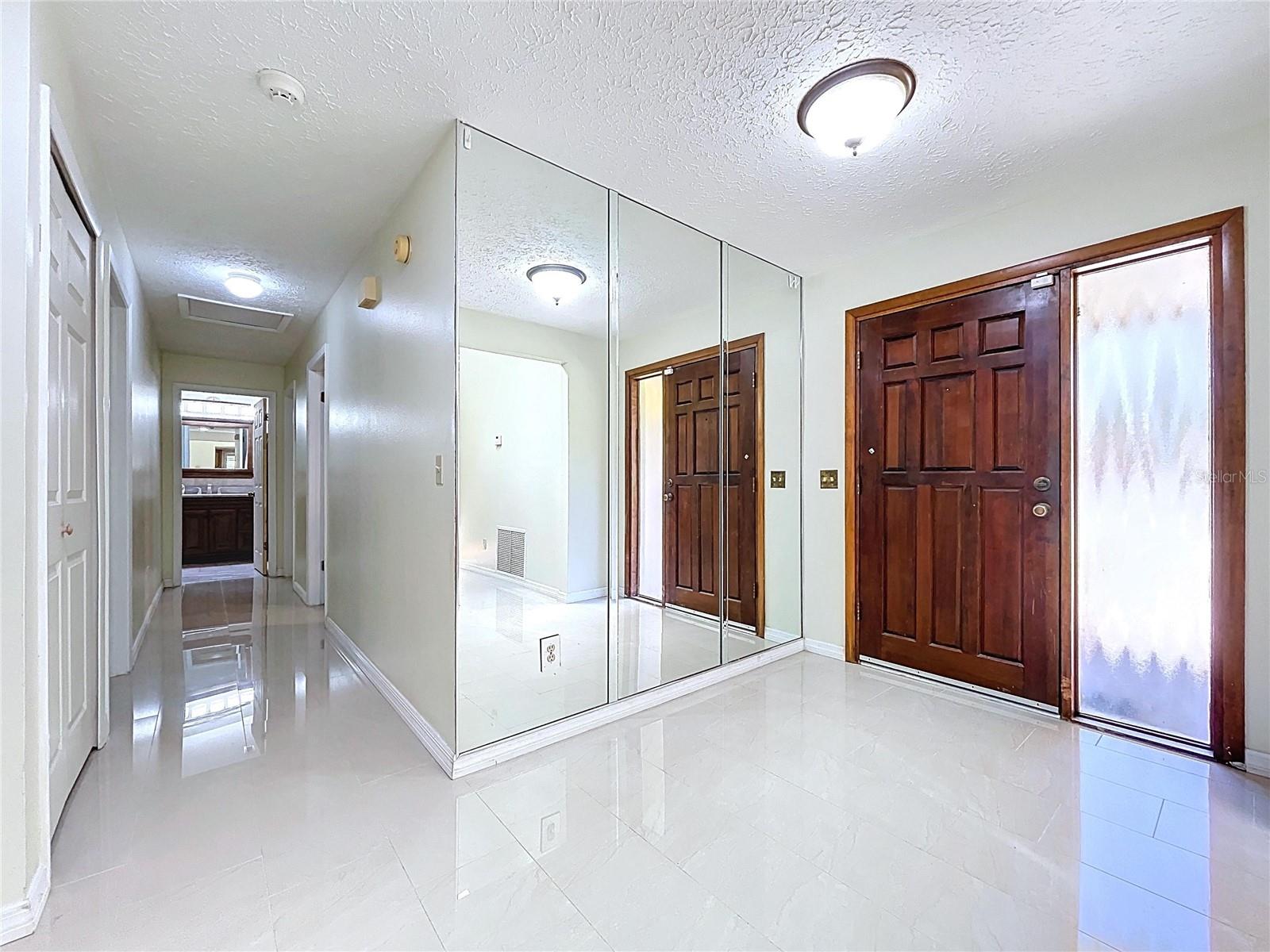 4601 AUTUMNWIND CT, TAMPA, FL, 33624