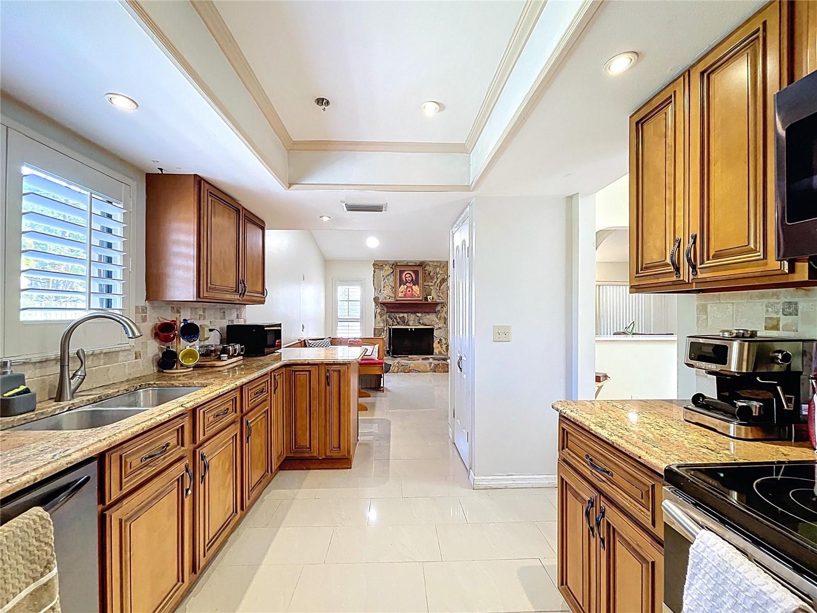 4601 AUTUMNWIND CT, TAMPA, FL, 33624