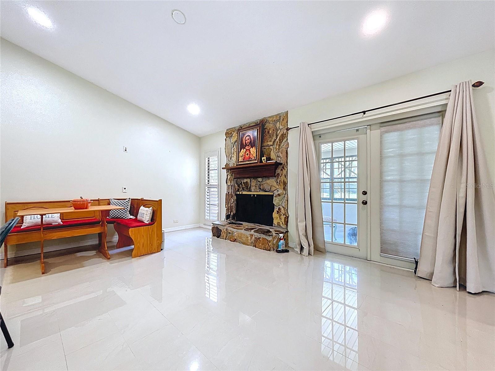 4601 AUTUMNWIND CT, TAMPA, FL, 33624